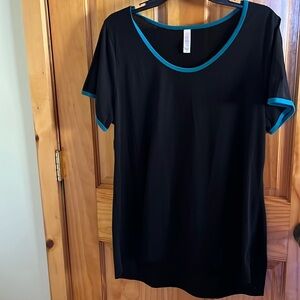 Lularoe T-shirt
